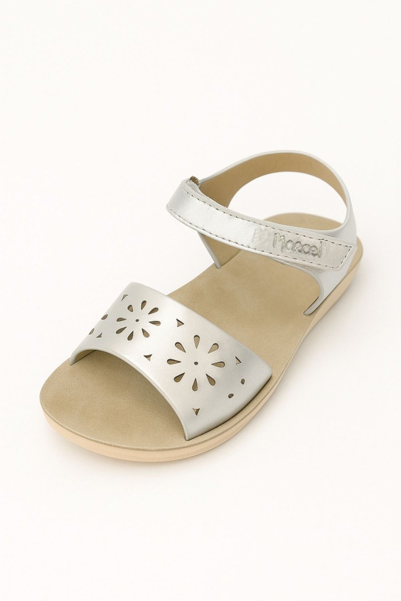 Sandalia Calada Con Velcro Nena