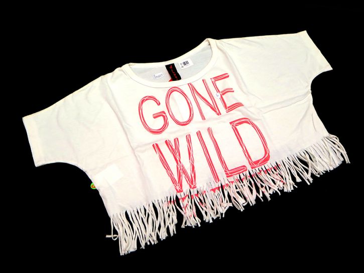 Pupera beige con coral y flecos