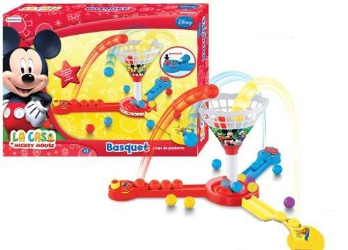 La casa de mickey mouse Basquet presiona y la pelota salta a la canasta