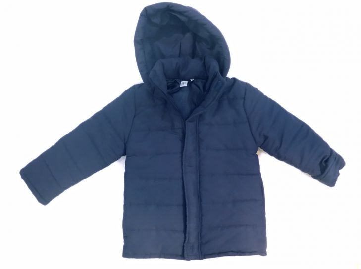 Campera Colegial Azul Marino Capucha Desmontable Interior en Tafeta