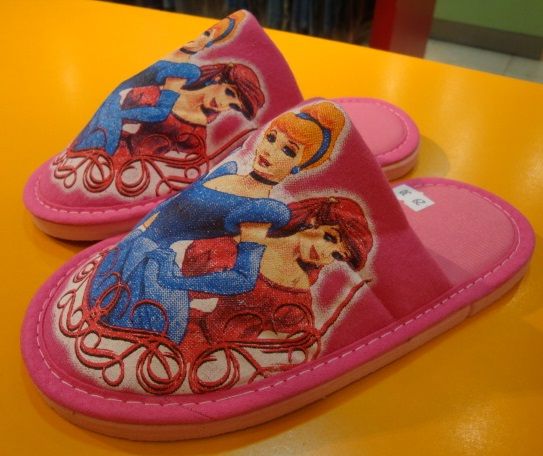 Chinela Princesa Punta Cerrada