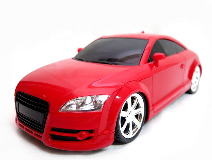 Auto MX-T Concept tipo audi grande en caja con visor