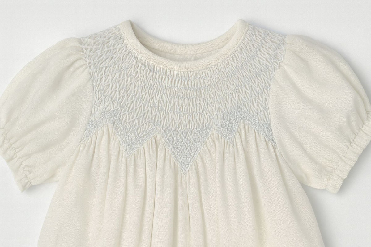 Enteritos Babucha Batista con punto smock bordado