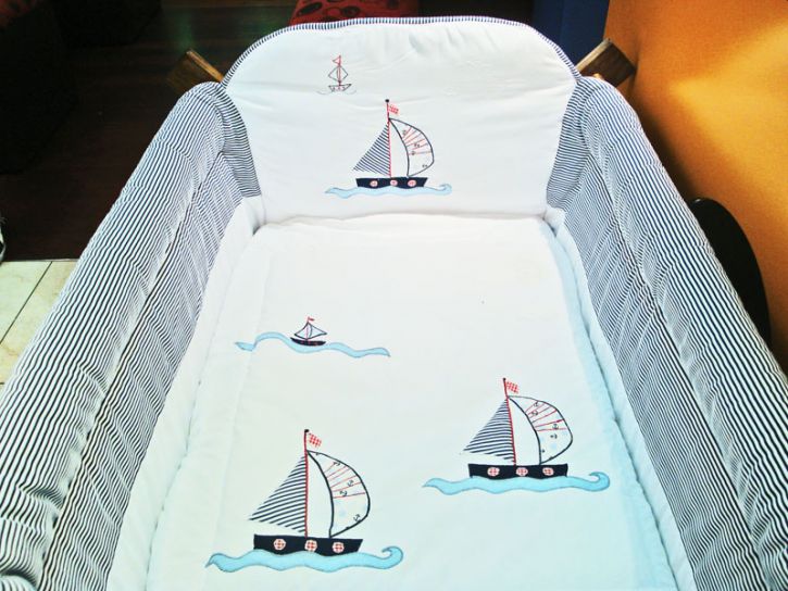 Catre de Dormir Veleros Grandes/Azul Marino Rayado con Blanco/Azul Marino Liso