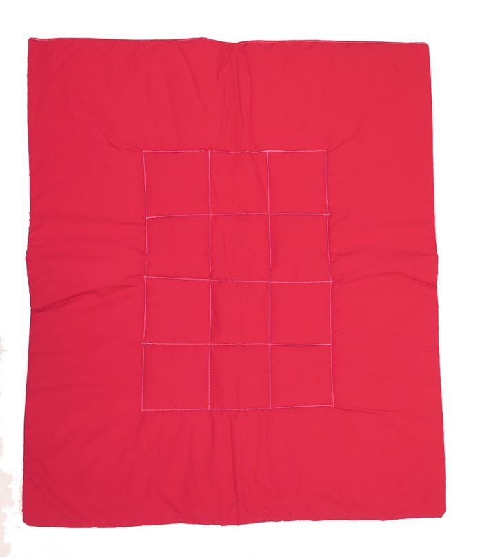 Acolchado de Catre / Moisés Rojo Liso