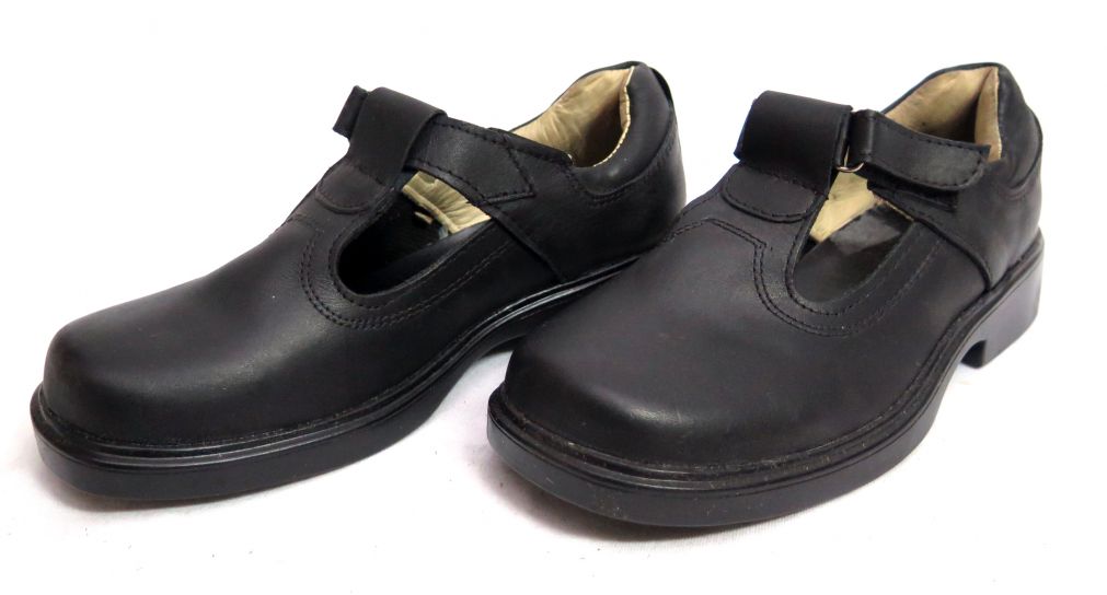 Zapato Colegial Guillermina Con Velcro