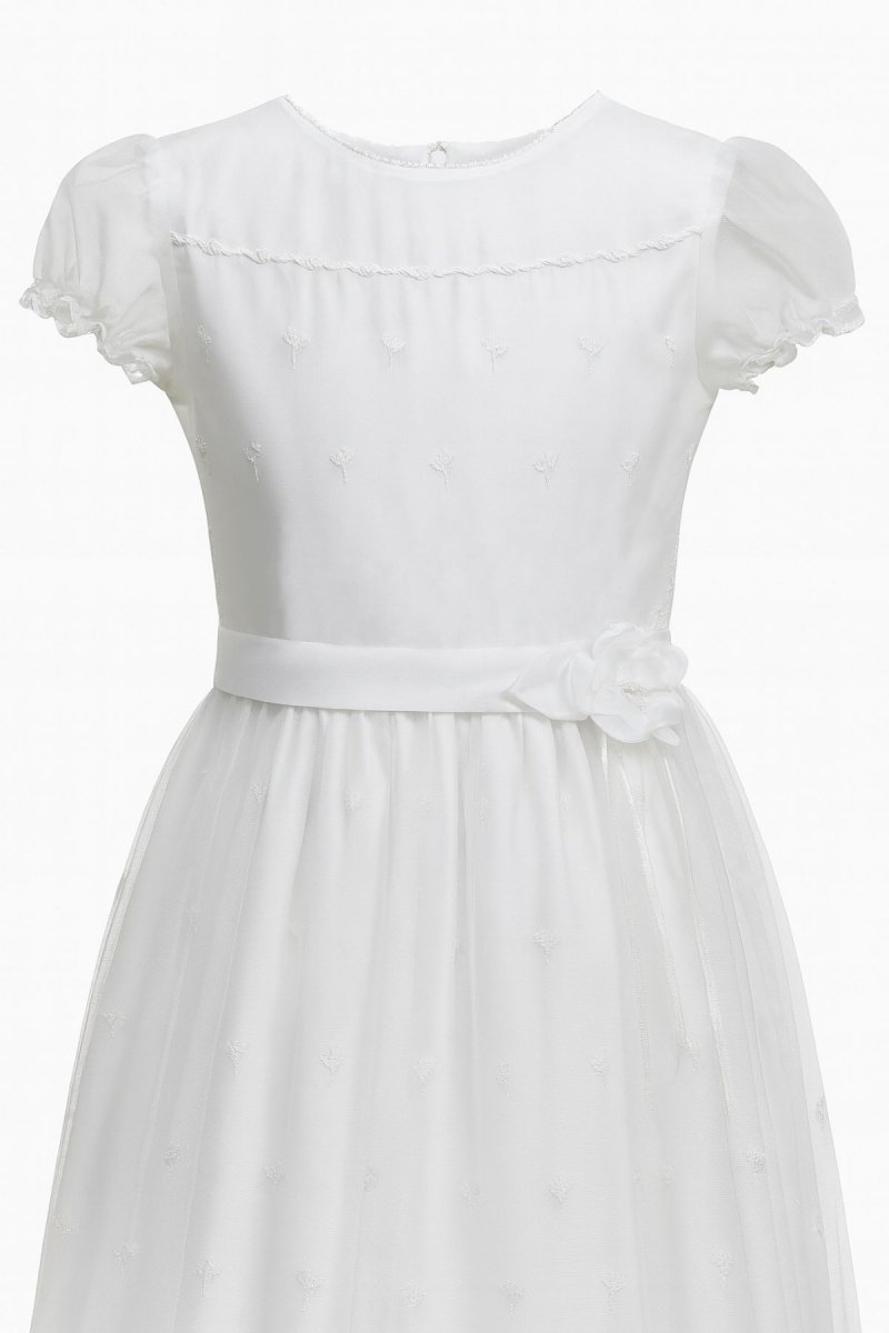 Vestido de comunion con flores bordadas en pechera y falda