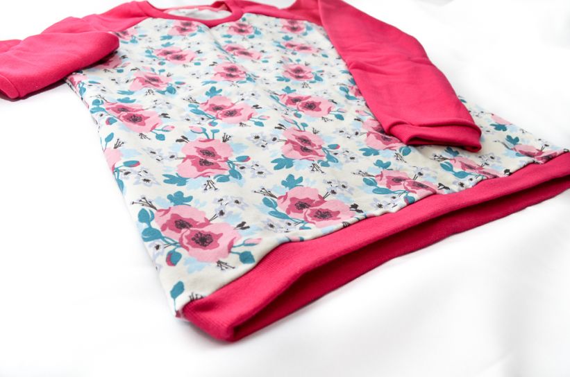 Buzo de Algodon Frizado Estampado Floreado