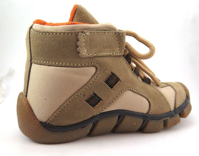 Borcego de Gamuza Con Cordon y Velcro