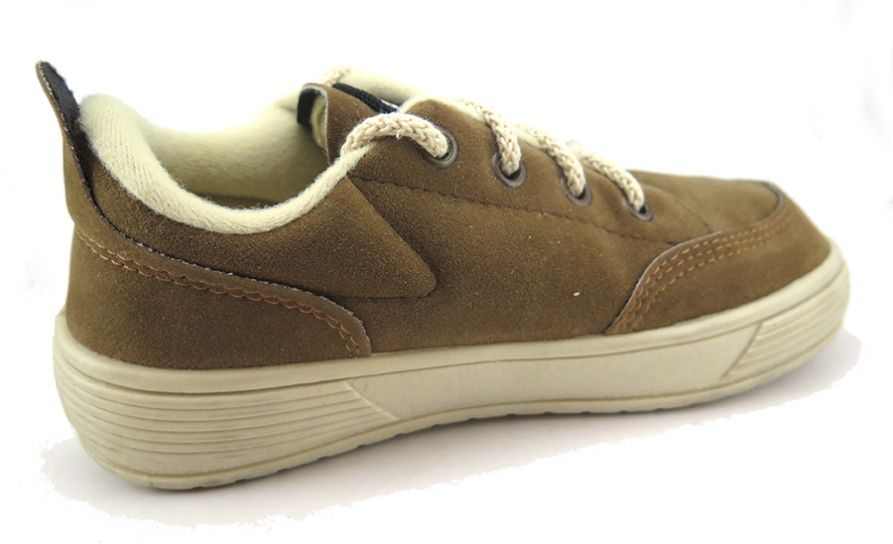 Zapatilla de Gamuza con Cordon