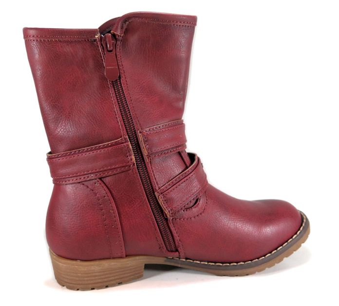 Bota de Cuerina Tejana Con Tachas