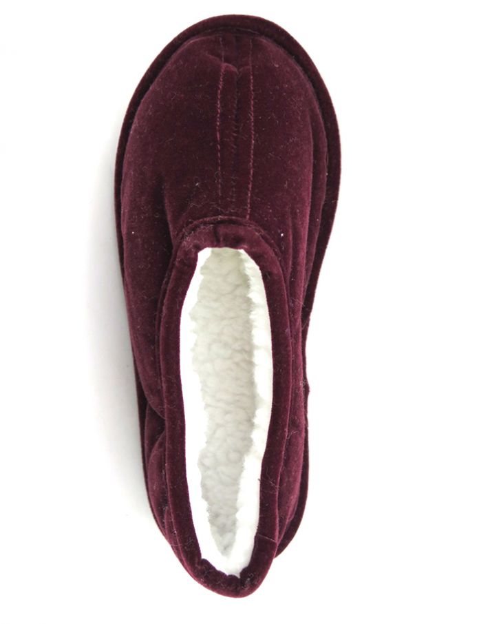 Pantufla de Gamuza / Pana con Cordero dentro y Base de Goma