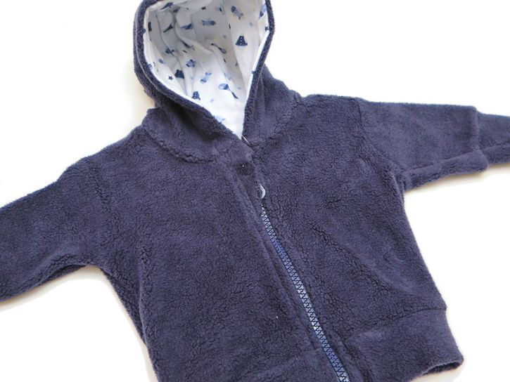 Campera de Polar con Capucha