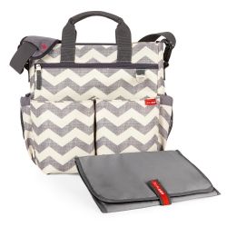 Bolso Maternal tipo Cartera Con Cambiador "Duo Chevron" Con Manijas, Tira ajustable y Tiras Para Cochecito