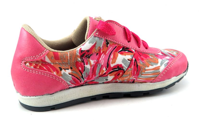 Zapatillas Con Cordon y Base Alta Estampada