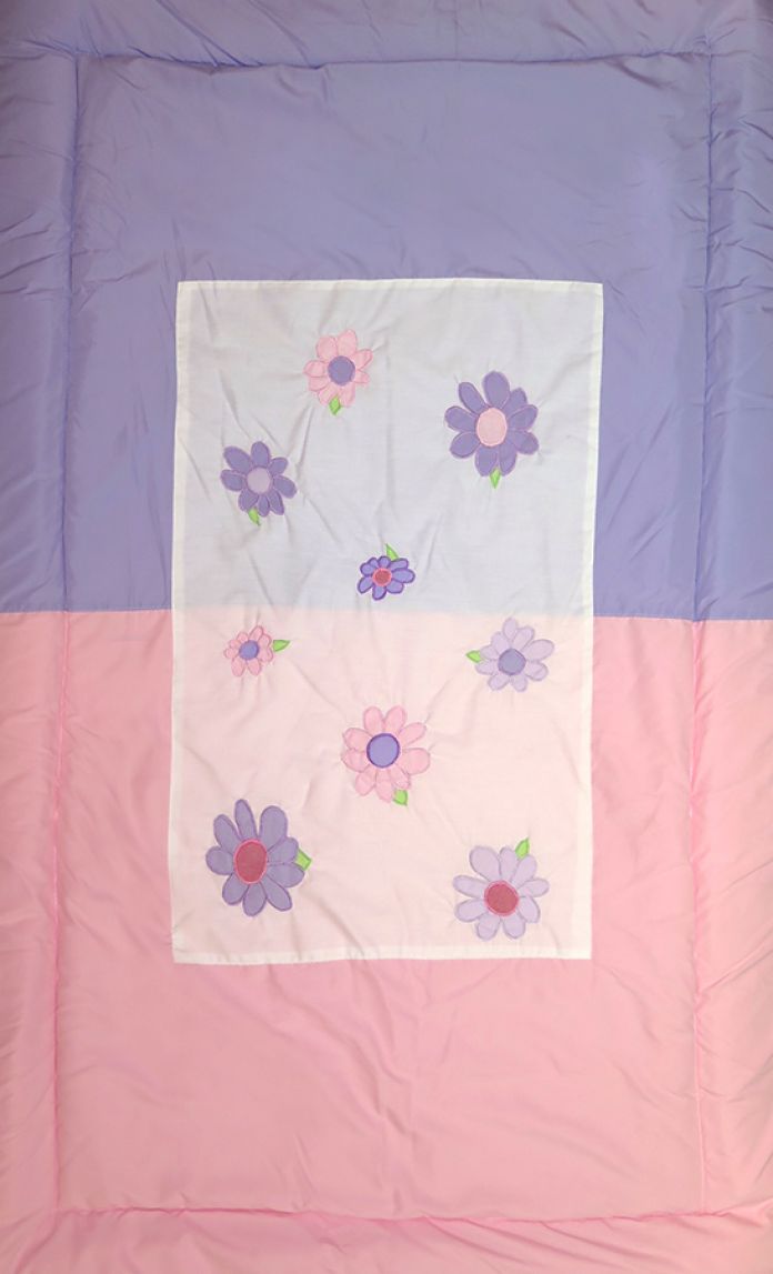 Acolchado Funcional.  Chichoneras C/ cabezal y  Almohadon. C/Flor Bordada