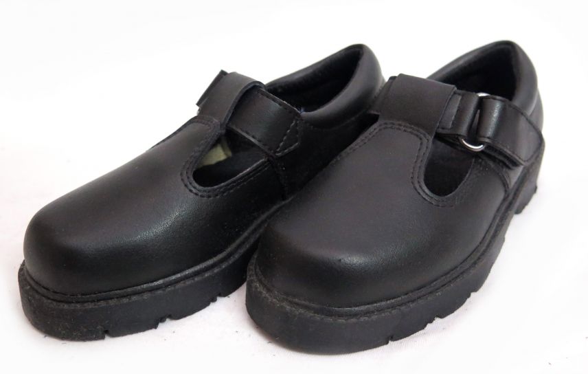 Guillermina Colegial Ecocuero Con Velcro