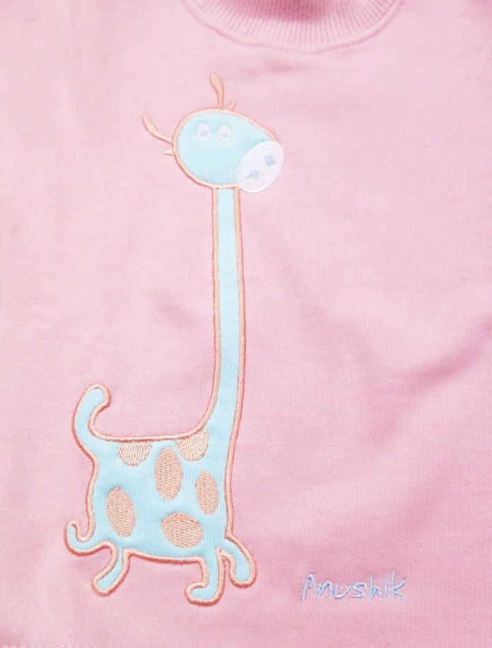 Buzo de Algodon Frizado Jirafa Bordada