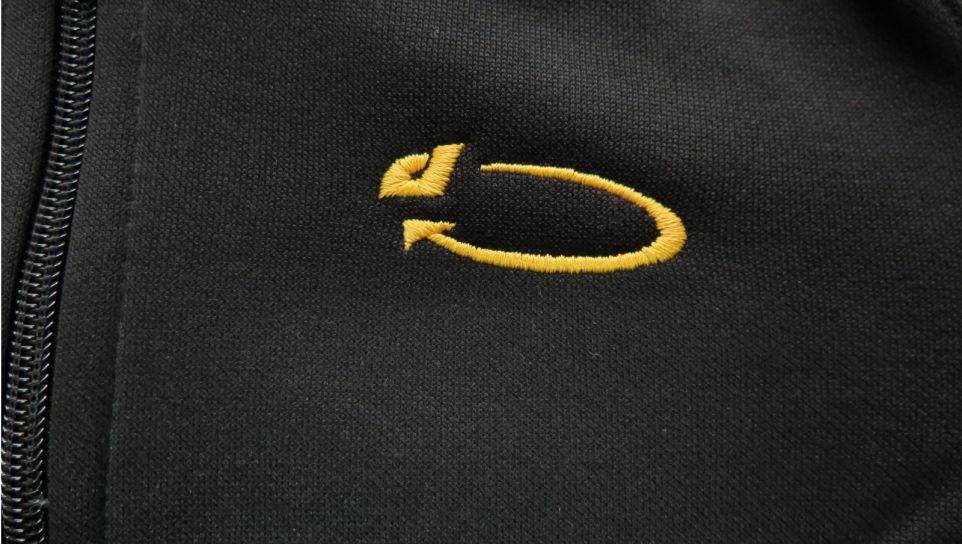 Campera de Acetato Frizado Combinado