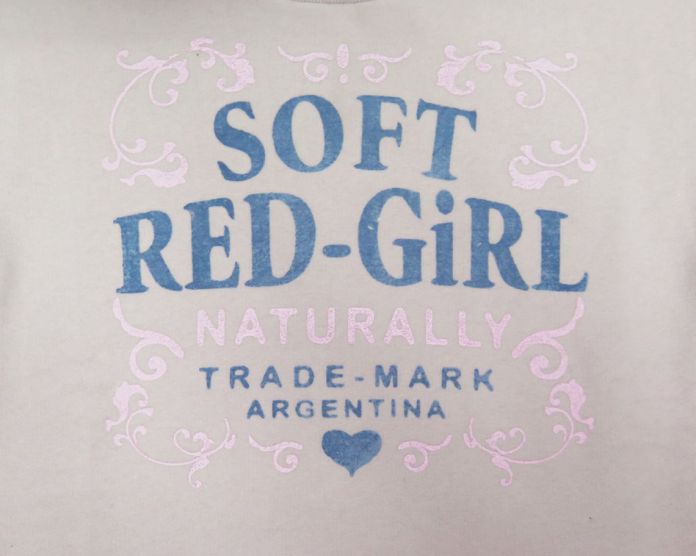 Buzo Gamuzado Estampado Con Puño y Cintura