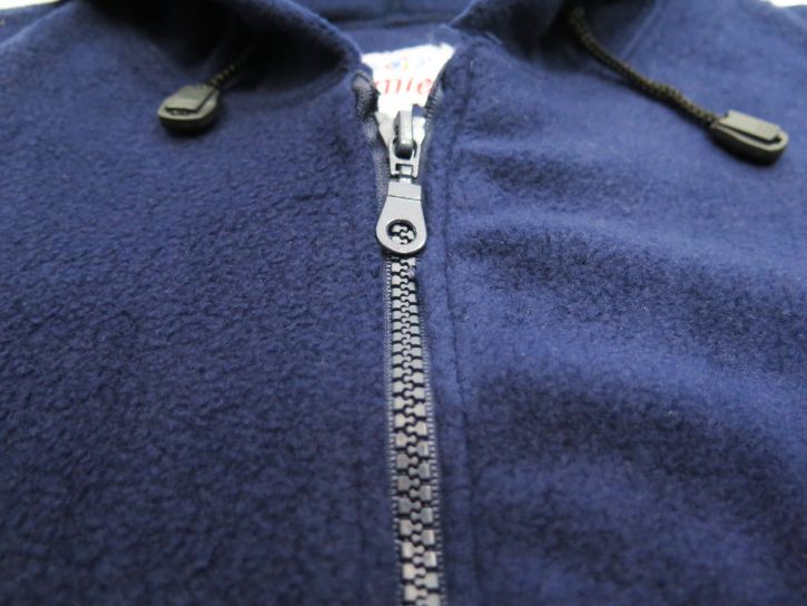 Campera Polar Colegial Con Capucha y Cierre