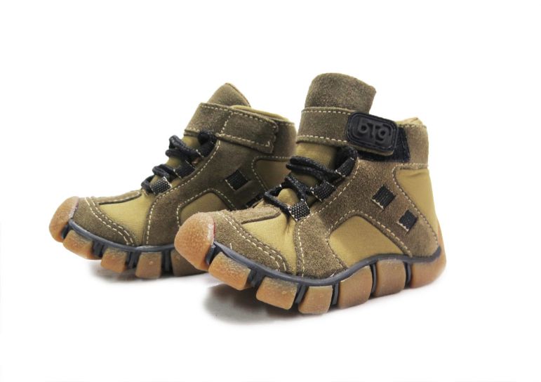 Borcego de Gamuza Con Cordon y Velcro