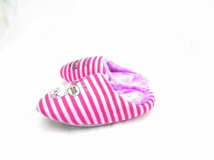 Chinela de Plush y Piel Interior - Pantufla