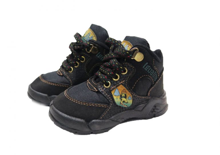 Borcego con Cordon Nobuk y Tela Aplique de Perro