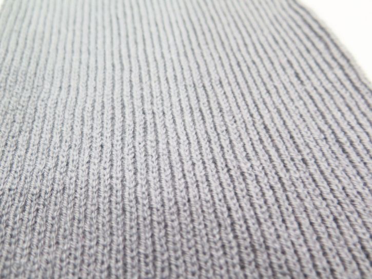 Bufanda Tejida con Flecos