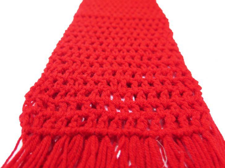 Bufanda Tejida con Flecos y Calada