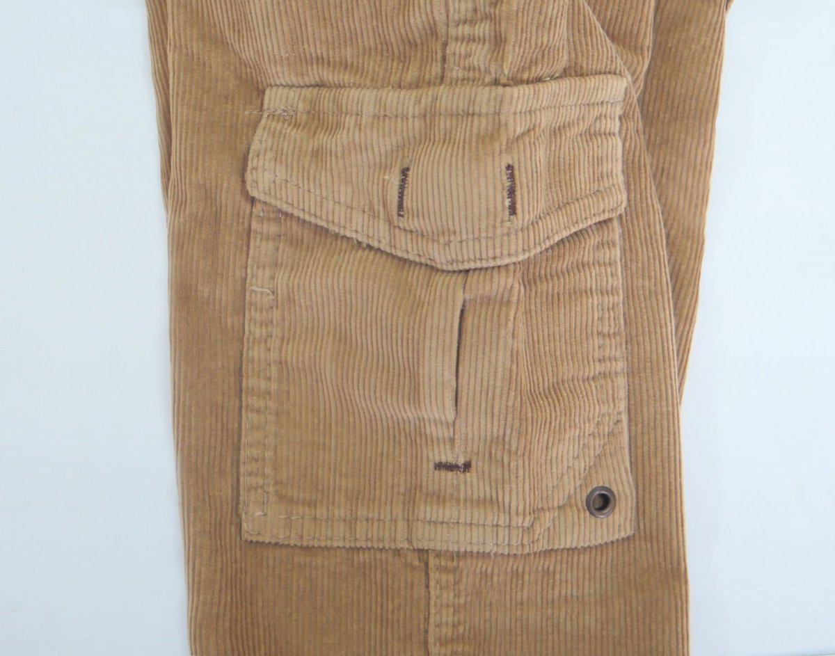 Pantalon de Corderoy tipo cargo
