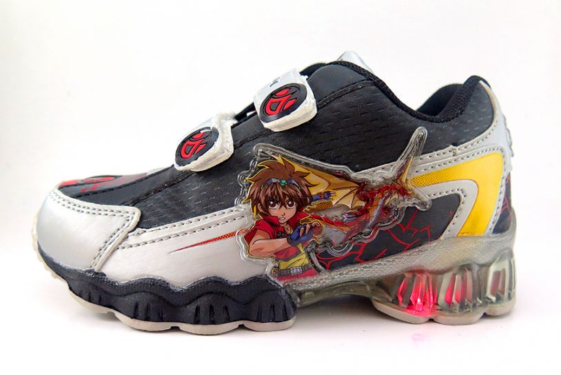 Zapatilla con luz Bakugan con belcro