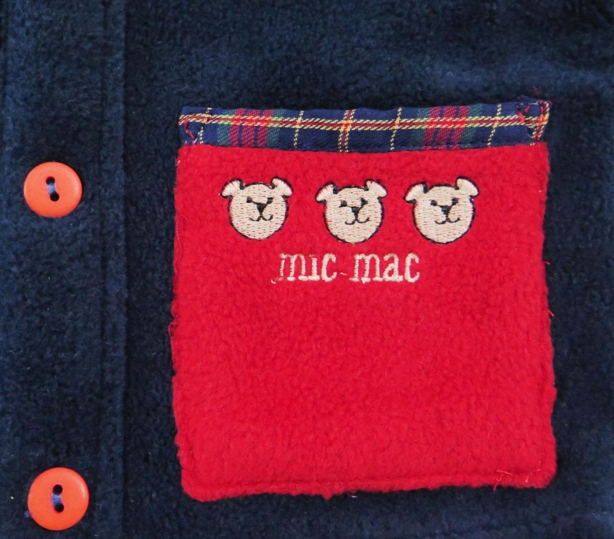 Campera de Polar con Broches y Bordes Escoces