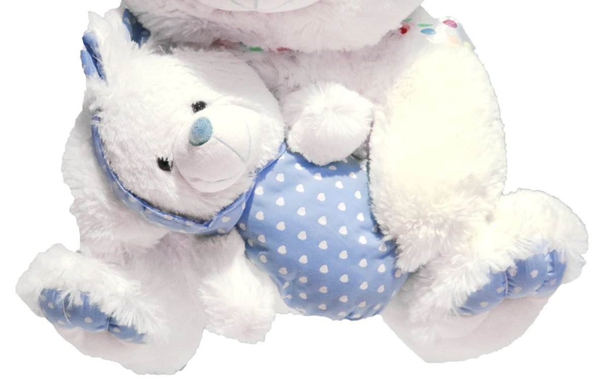 Peluche de conejo sentado y conejito con corazon