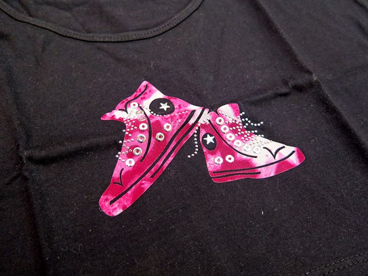 Pupera zapatillas con tachas