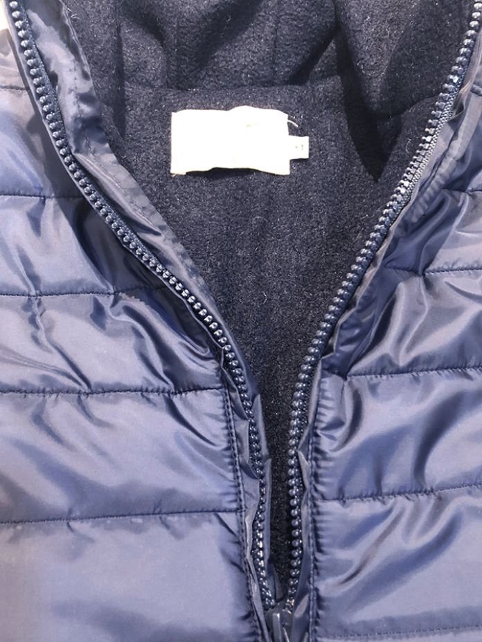 Campera Colegial Con Capucha Silver y Polar Interior