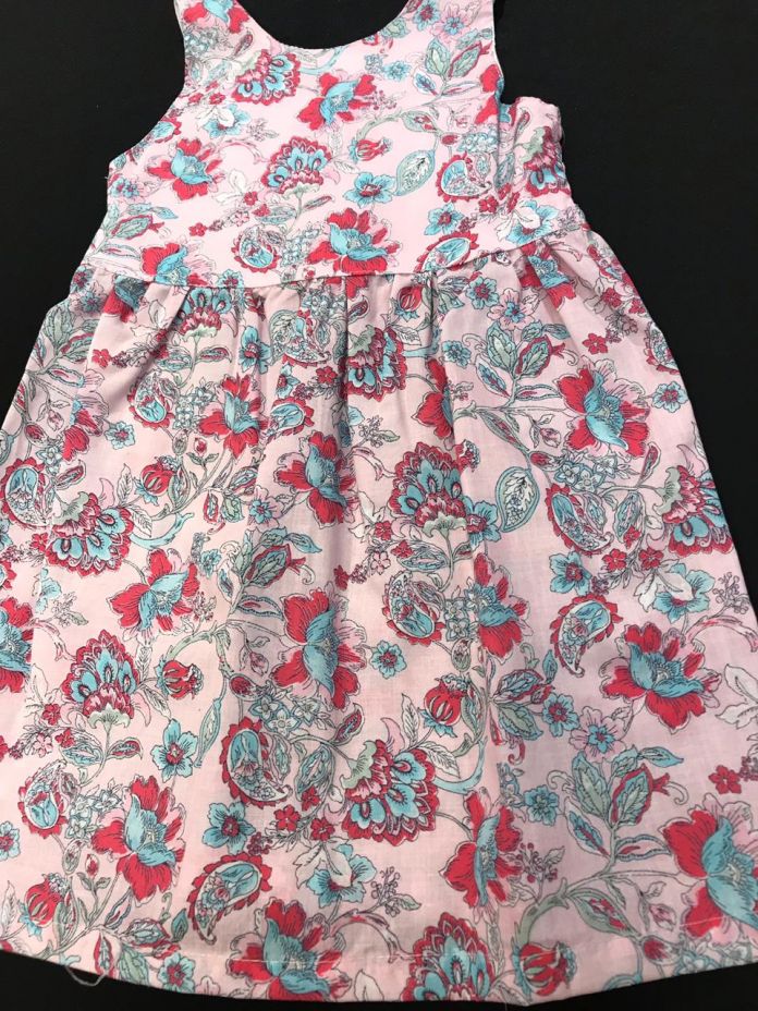 Vestido Estampado Sin Manga