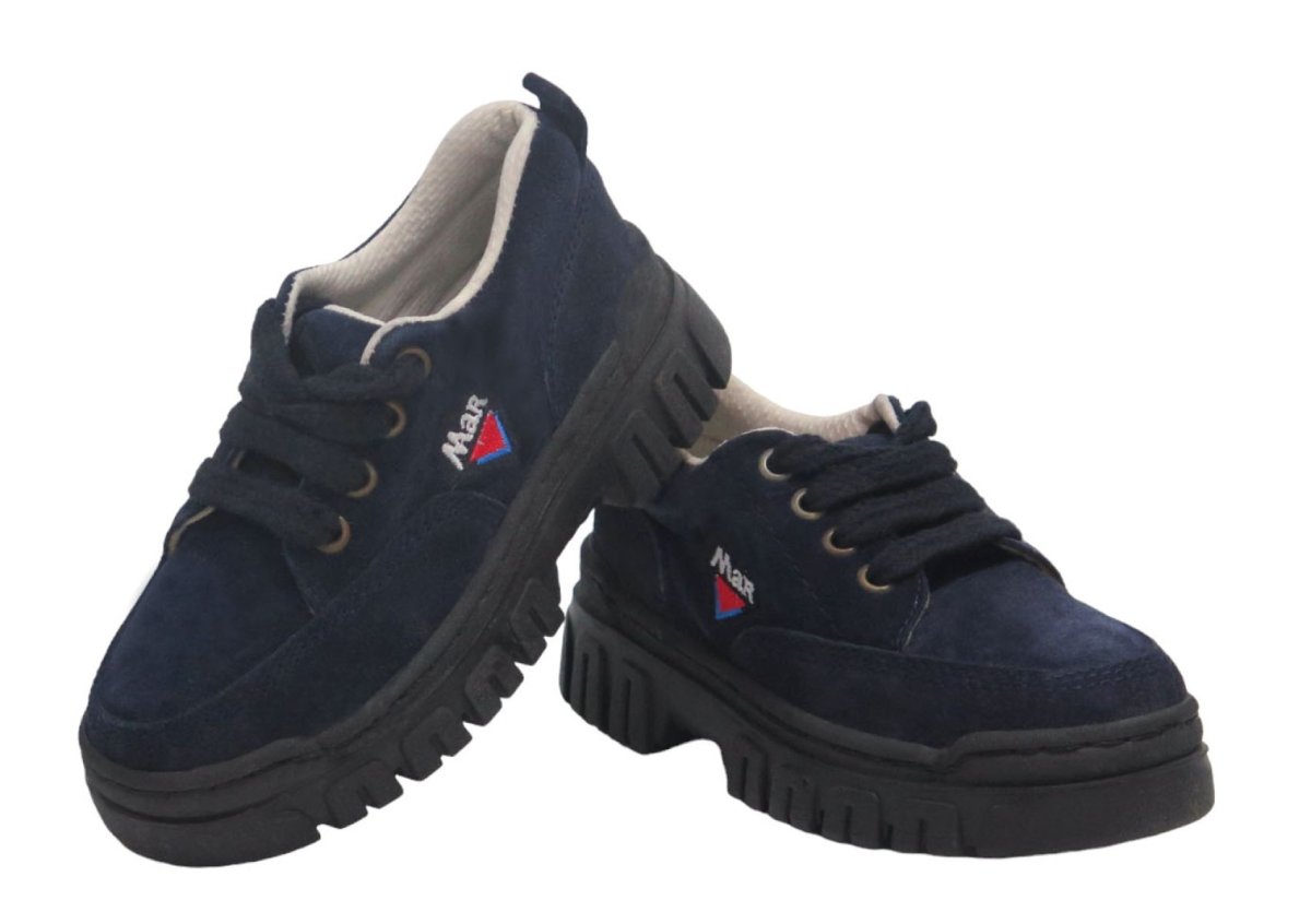 Zapatilla de Gamuza Pesada con Cordon