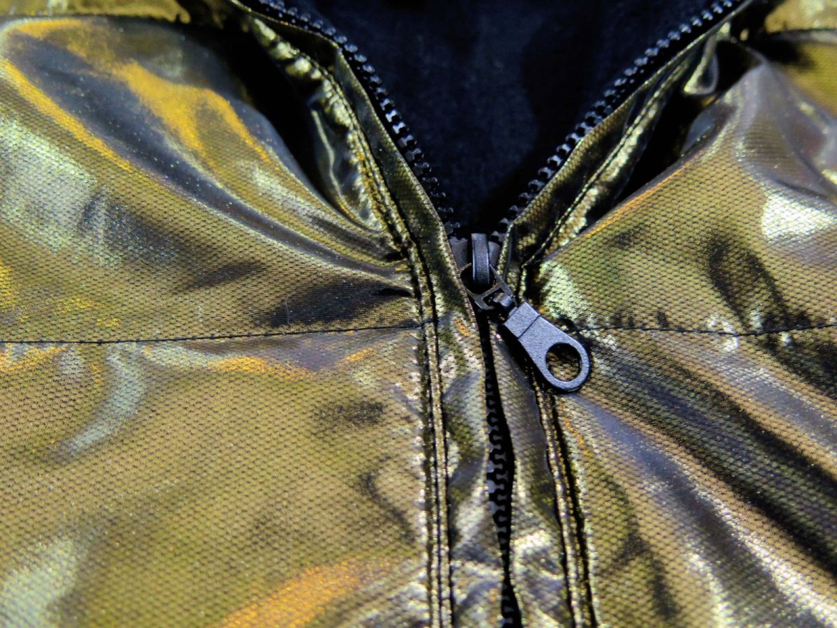 Campera Metalizada Polar Interior Con Capucha