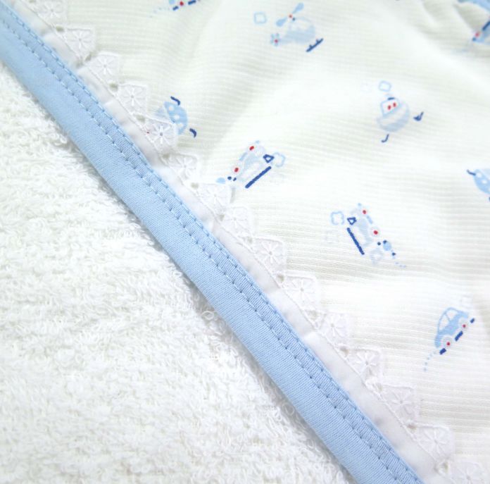 Toallon Con Capucha Estampada