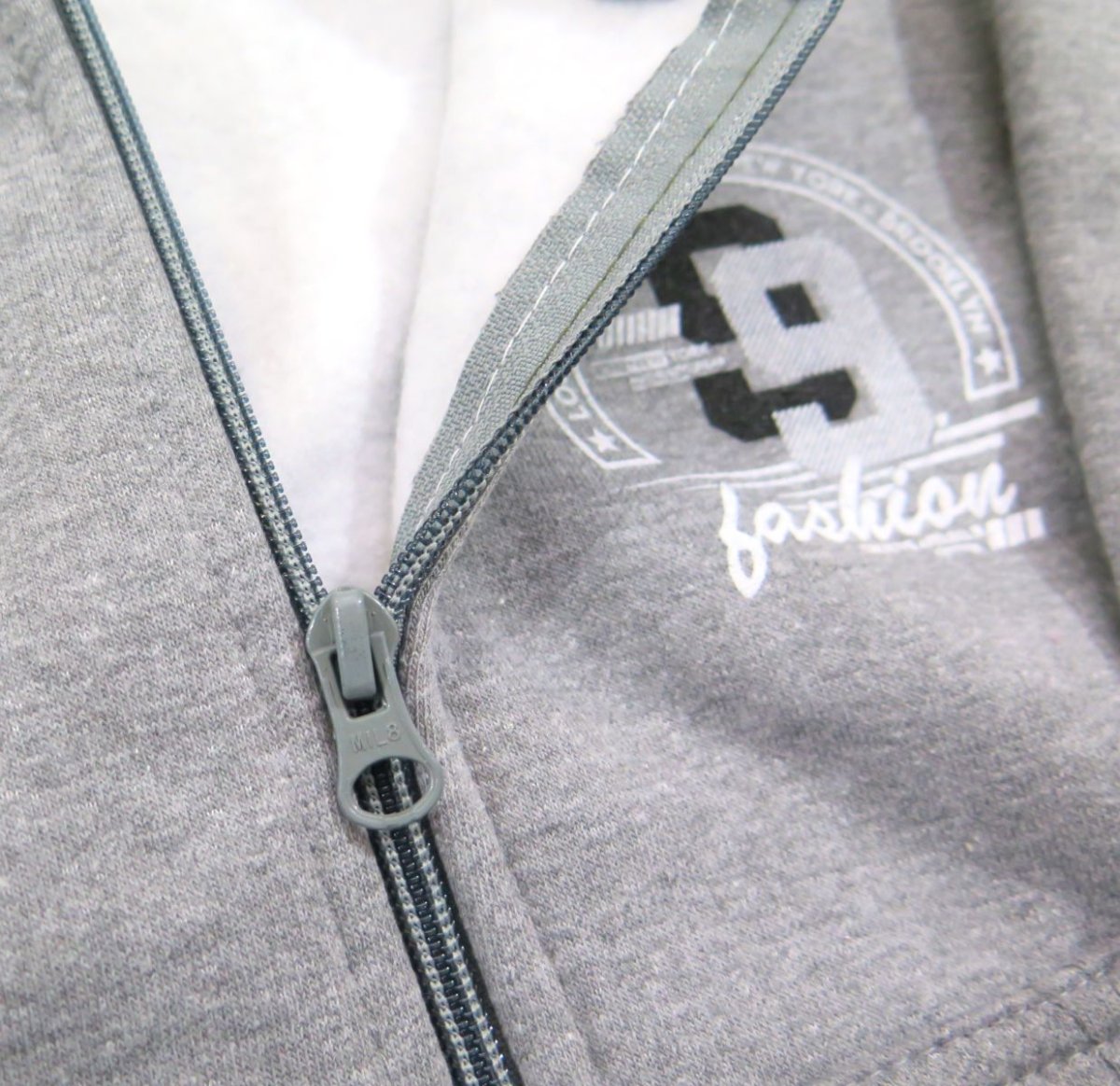 Campera algodon frizado con capucha