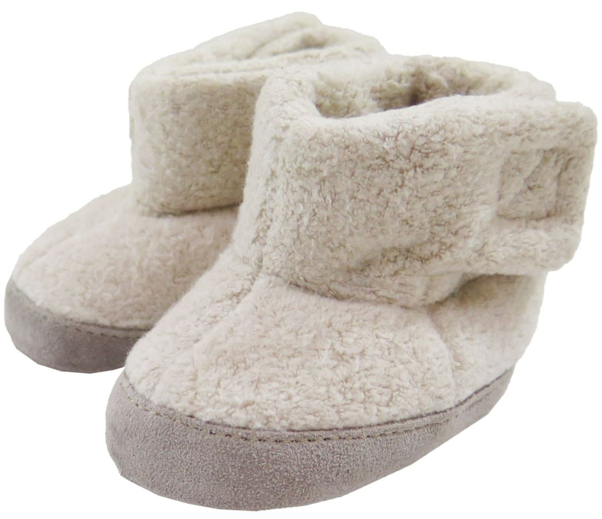 Bota piel con velcro y base antideslizante