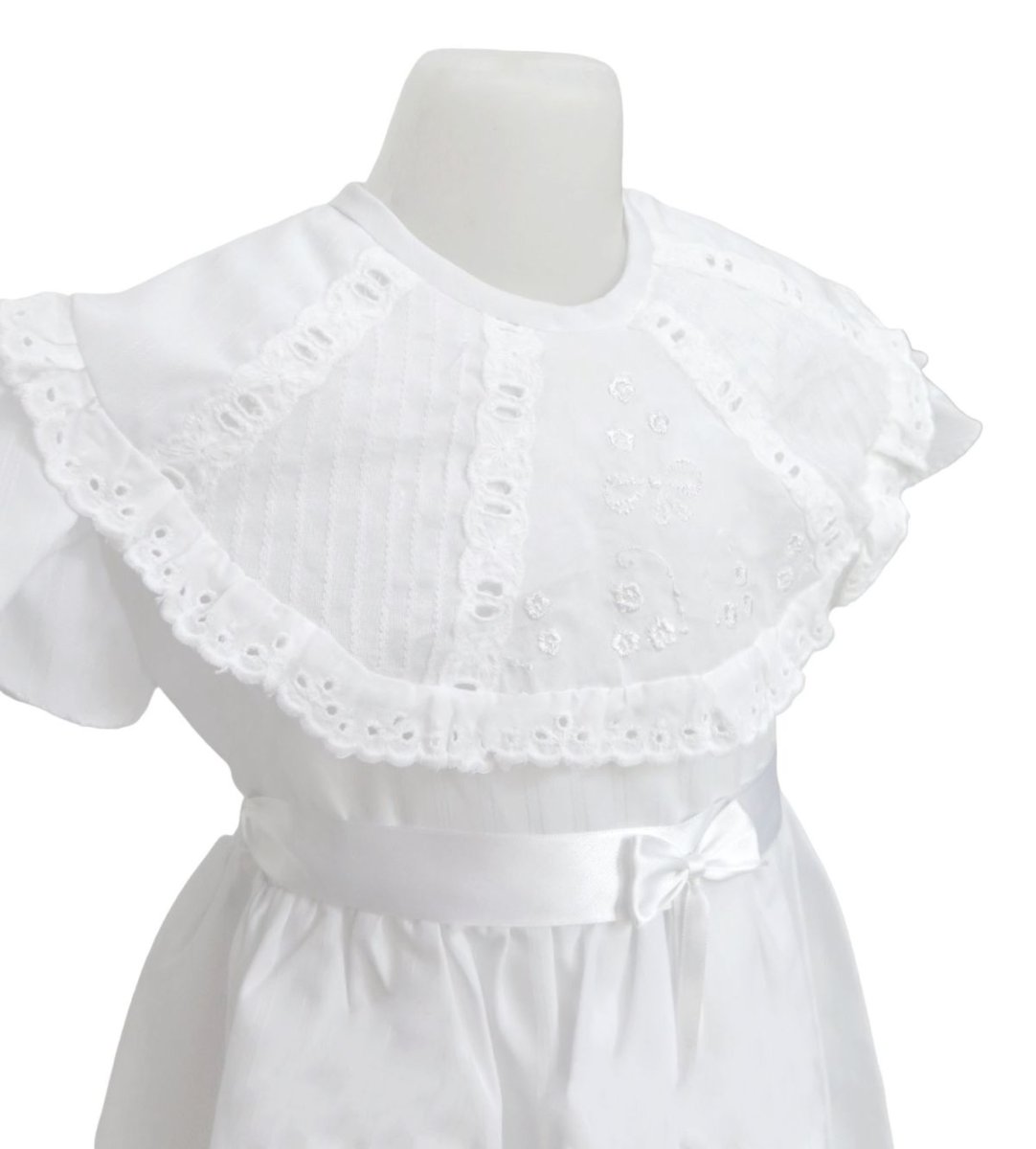 Vestido de Bautismo seda labrada con cuello bordado