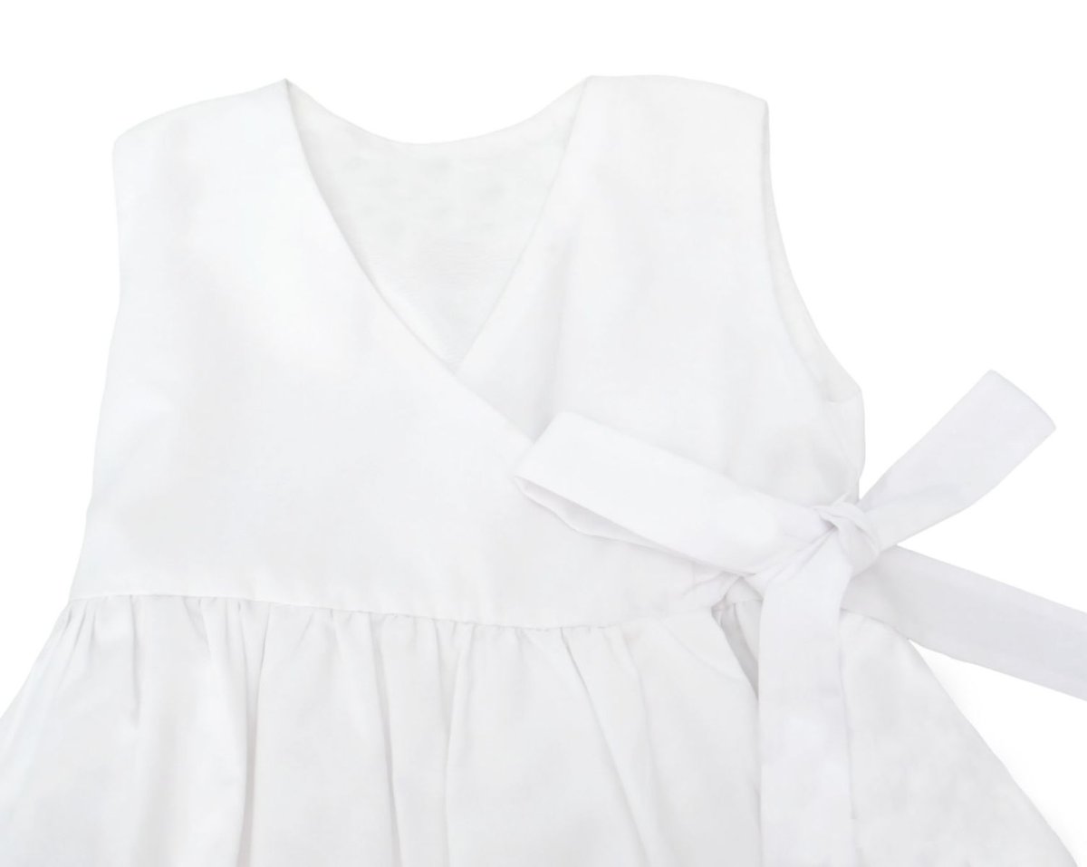 Vestido Fiesta liso con alforzas y lazo