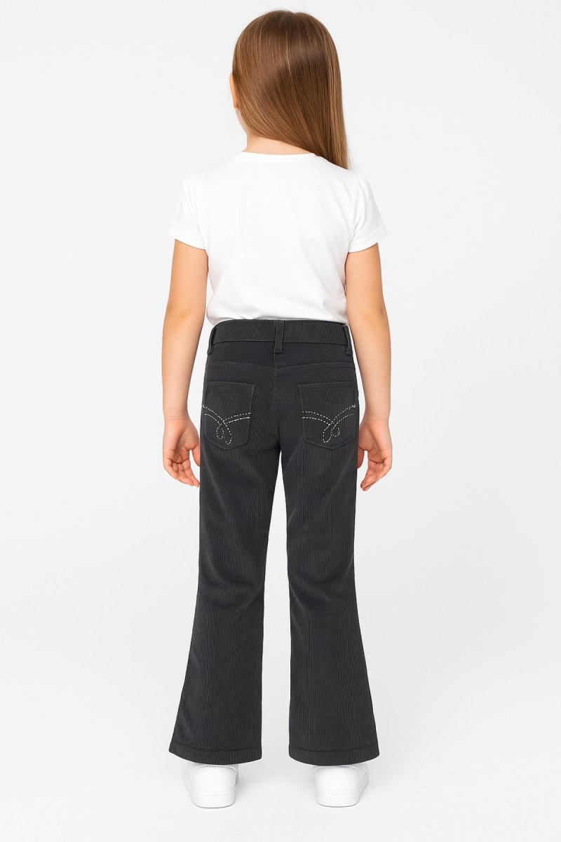 Pantalon de Corderoy Clasico Bordado en bosillo