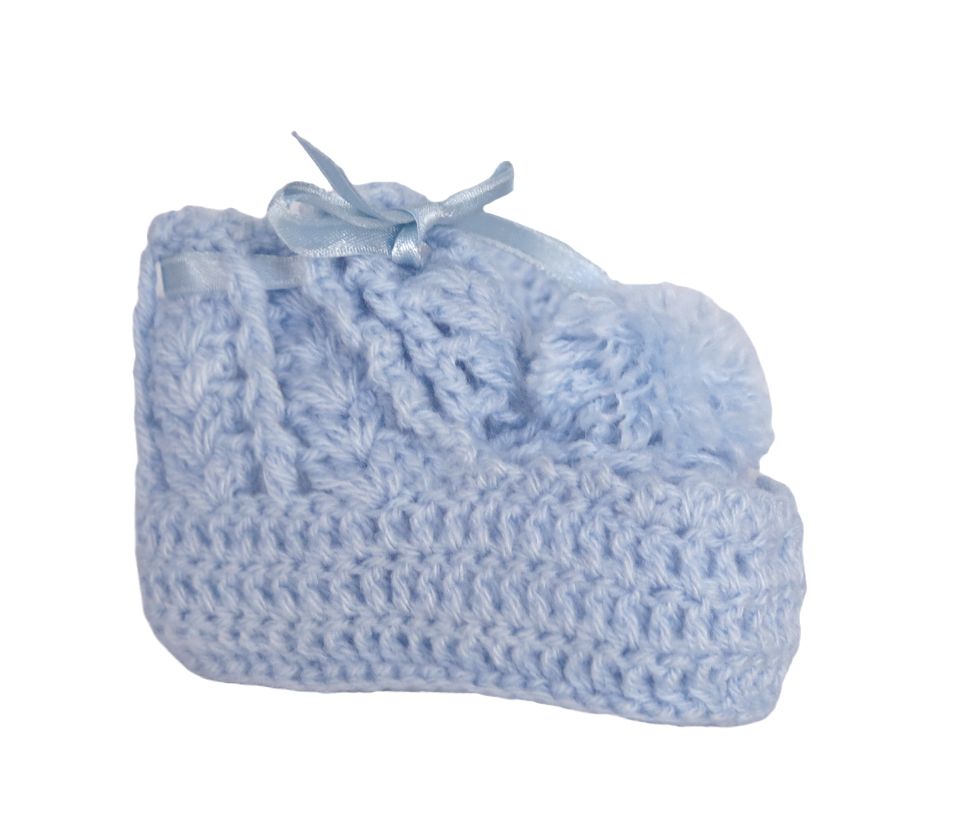 Escarpines Tejido a Mano con Pompones al Frente