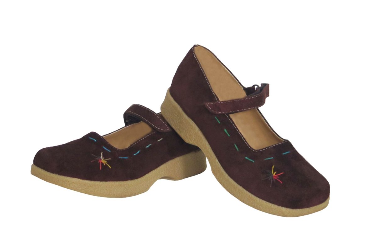 Guillermina Gamuza Bordada Con Velcro