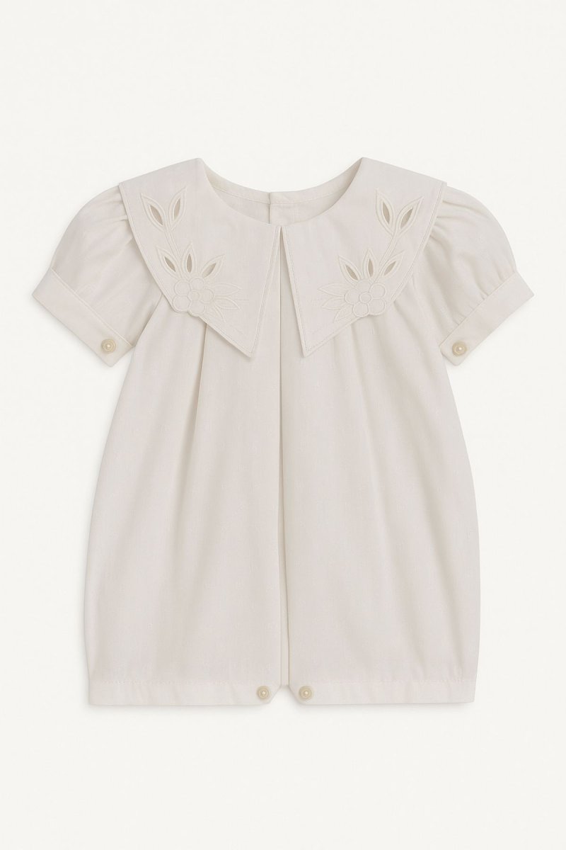 Enteritos Babucha Batista labrada con bordado y calado en cuello