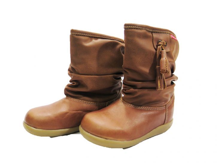 Bota Arrugada Cuero Con Flecos