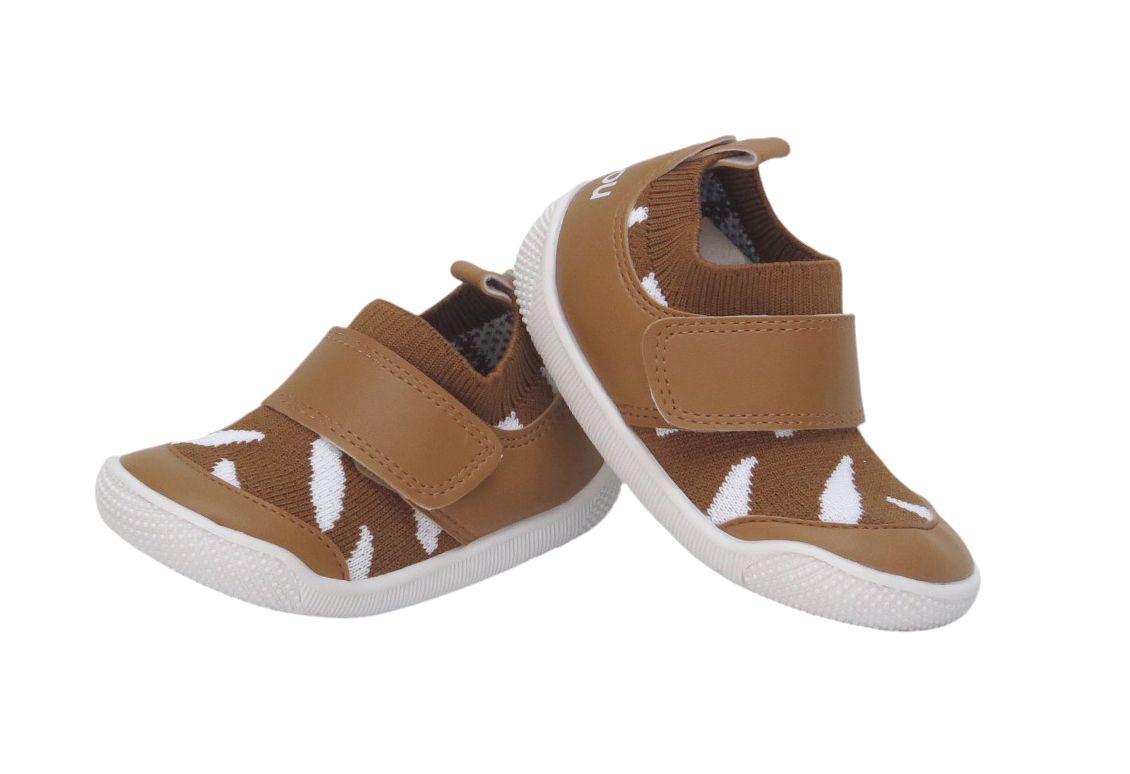 Zapatilla Ergonómica Tejida Velcro